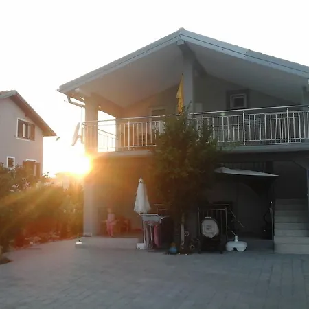 Haus Hanna * فوديس
