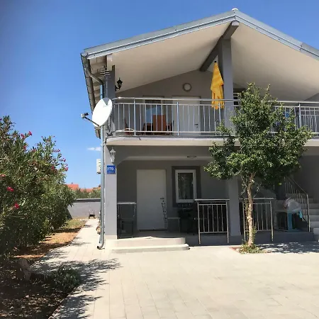 شقة Haus Hanna